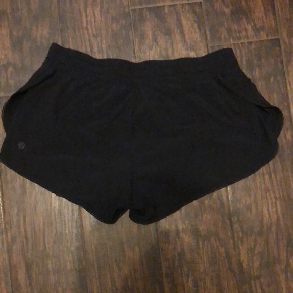black lululemon shorts - Picture 2 of 2